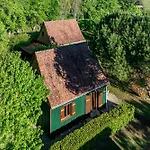Hameau Des Laurieres * Saint-Avit-Sénieur