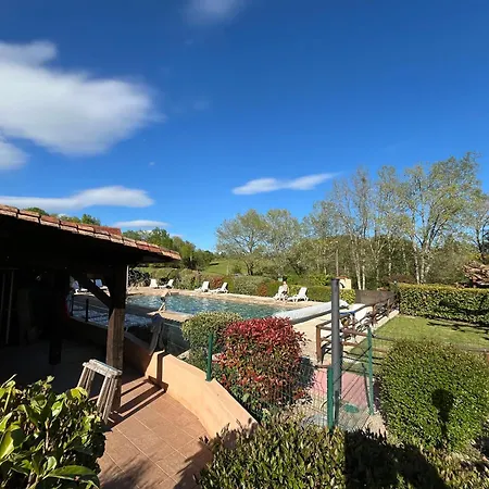 Hameau Des Laurieres * Saint-Avit-Senieur