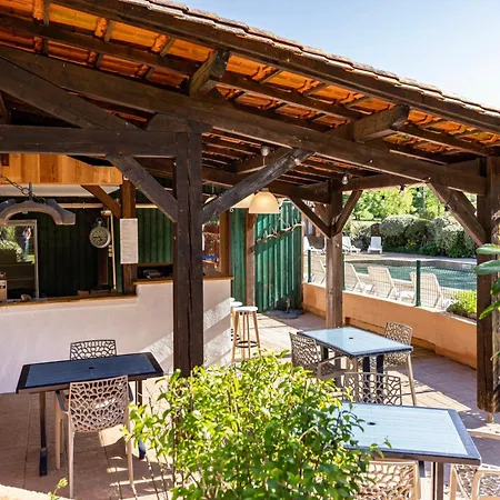 Hameau Des Laurieres