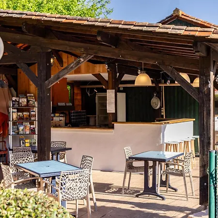 Hameau Des Laurieres *