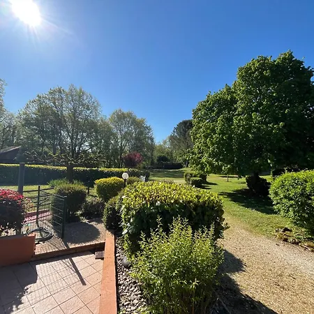 Hameau Des Laurieres Holiday home Saint-Avit-Senieur