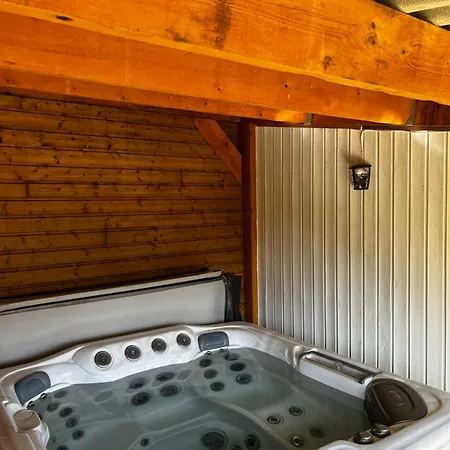 Hameau Des Laurieres Holiday home *