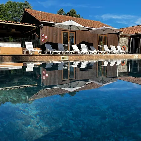 Hameau Des Laurieres