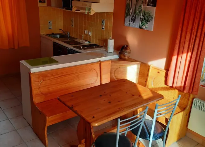 Hameau Des Laurieres Дом отдыха Saint-Avit-Senieur